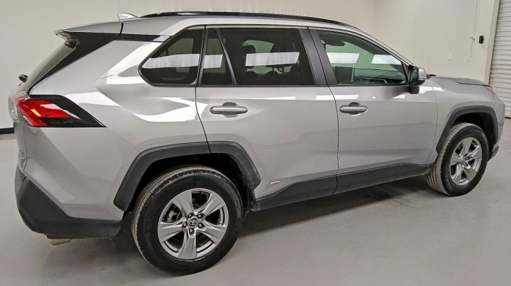 Toyota RAV4  2023