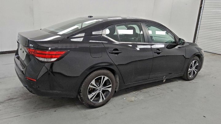 Nissan Sentra  2023