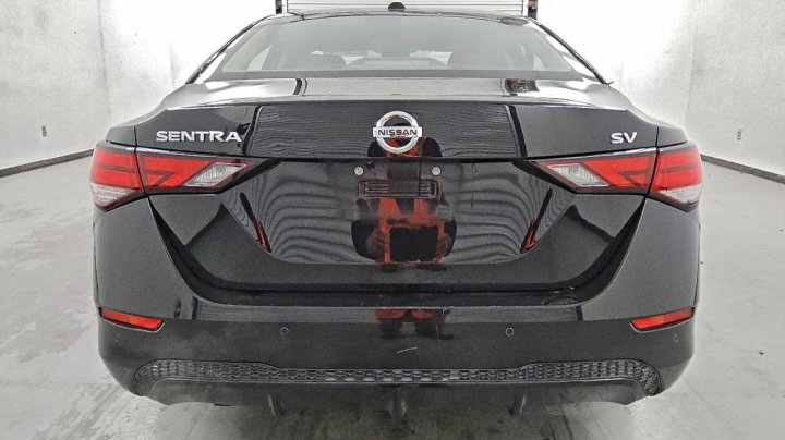 Nissan Sentra  2023
