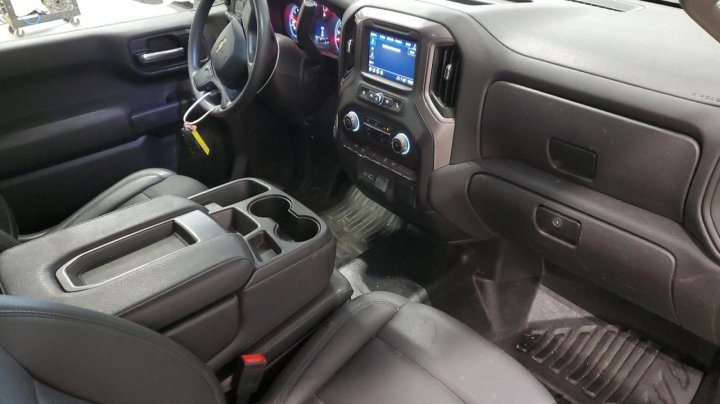 Chevrolet Silverado  2023