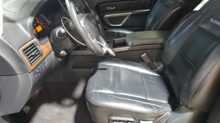 Nissan ARMADA  2015