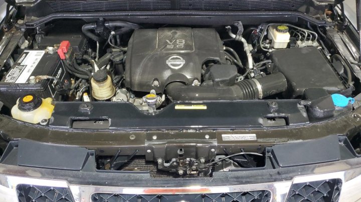 Nissan ARMADA  2015