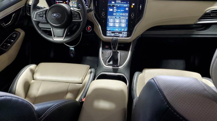 Subaru Outback  2024