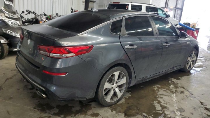 KIA Optima  2019