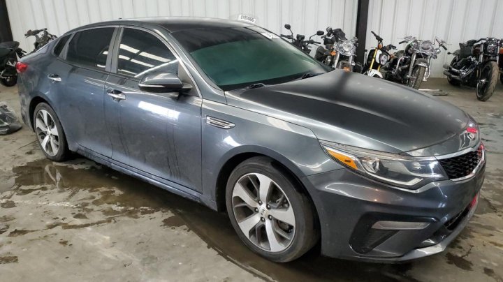 KIA Optima  2019