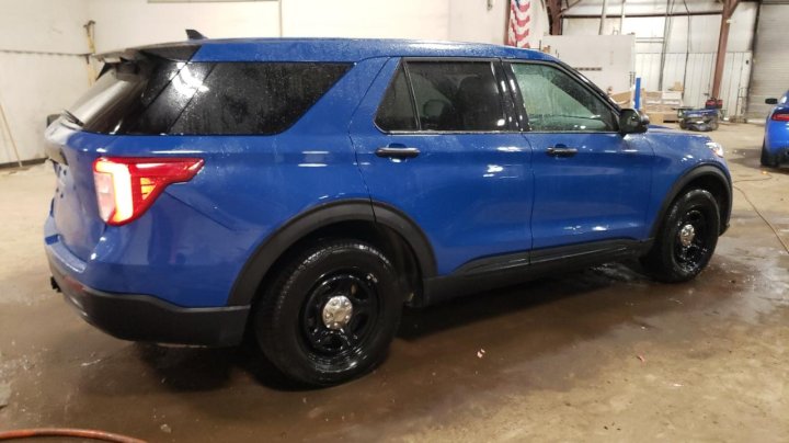Ford Explorer  2021