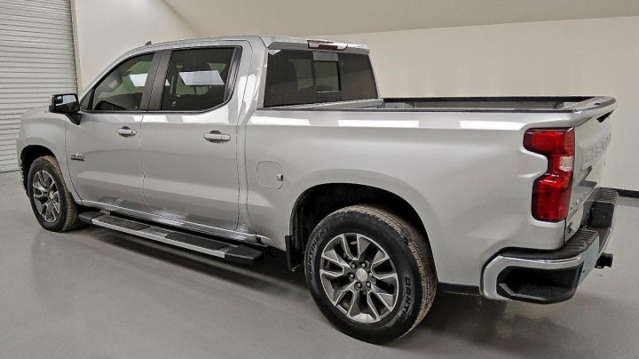 Chevrolet Silverado  2021