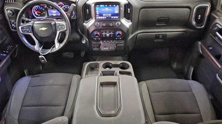 Chevrolet Silverado  2021
