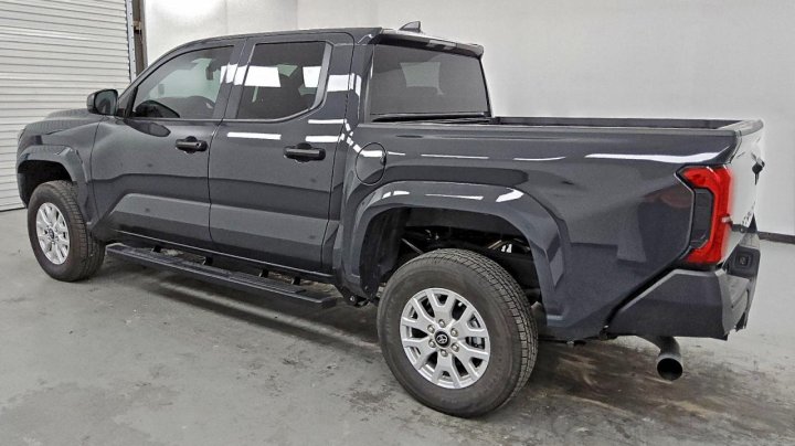 Toyota TACOMA  2025