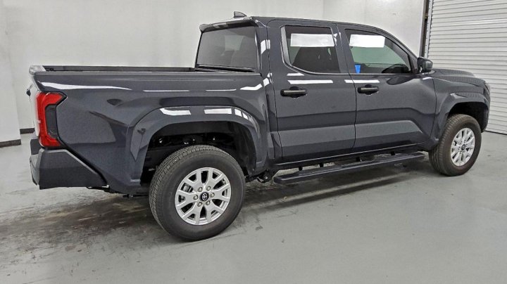 Toyota TACOMA  2025