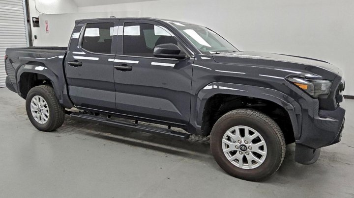 Toyota TACOMA  2025