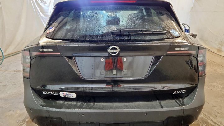 Nissan Kicks  2025