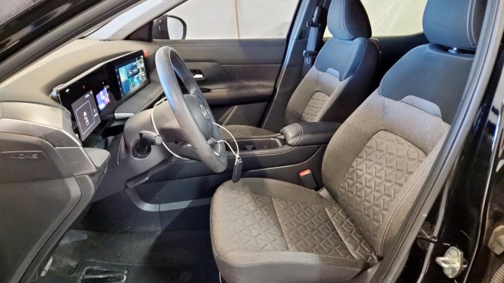 Nissan Kicks  2025
