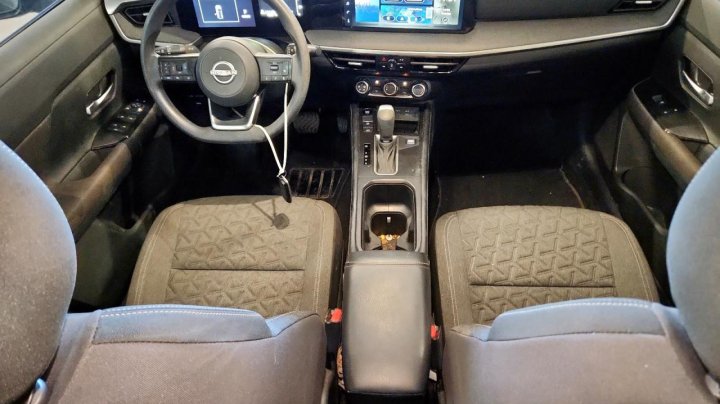 Nissan Kicks  2025