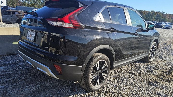 Mitsubishi ECLIPSE CROSS  2023