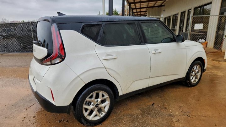 KIA Soul  2025