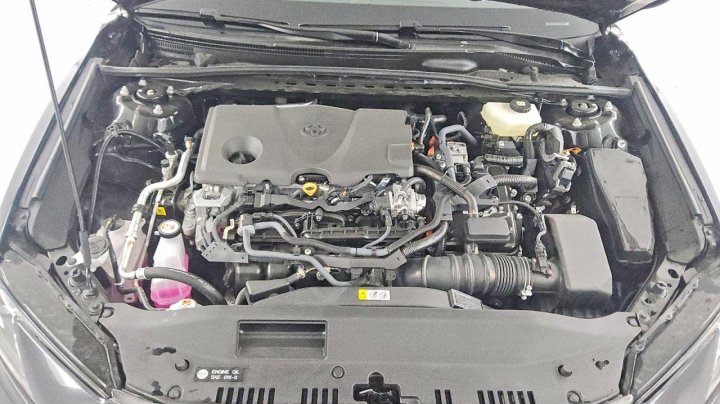 Toyota Camry  2025