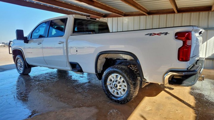 Chevrolet Silverado  2021