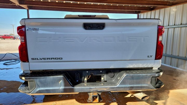 Chevrolet Silverado  2021