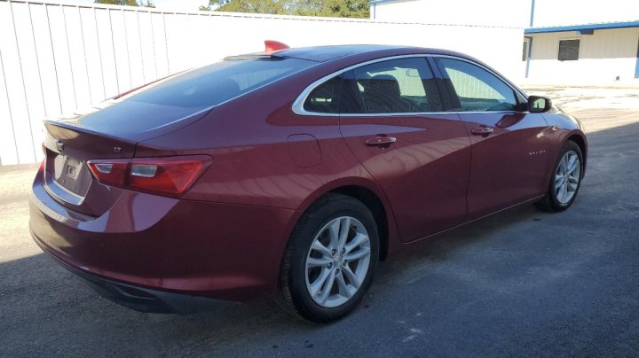 Chevrolet Malibu  2018