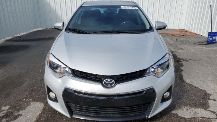 Toyota Corolla  2015