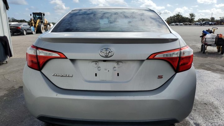 Toyota Corolla  2015