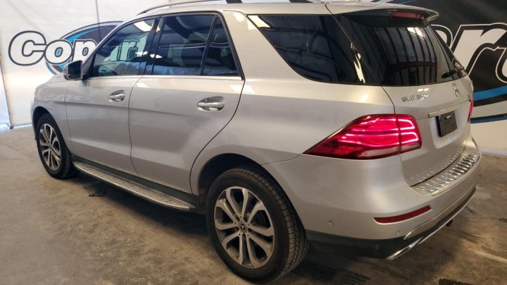 Mercedes-Benz GLE  2017