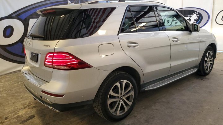 Mercedes-Benz GLE  2017