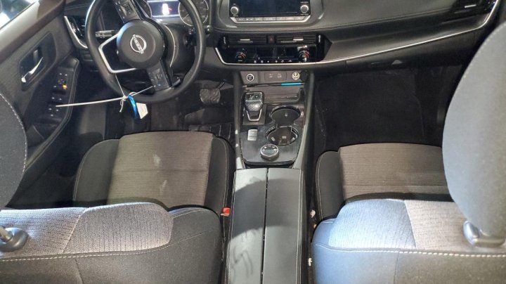 Nissan ROGUE  2022