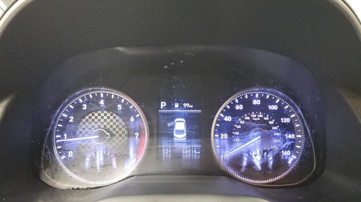 Hyundai Elantra  2020
