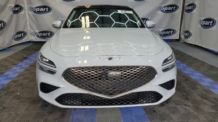 Genesis G70  2022
