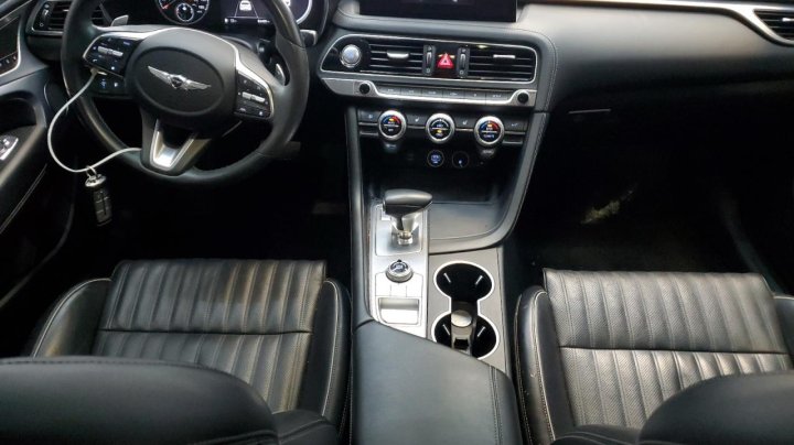 Genesis G70  2022