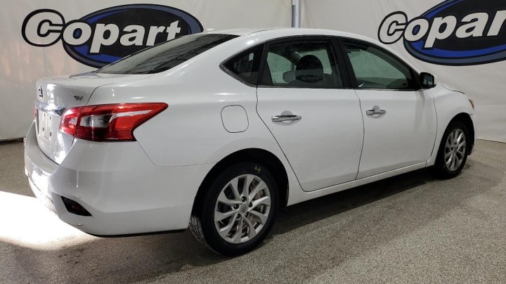 Nissan Sentra  2018
