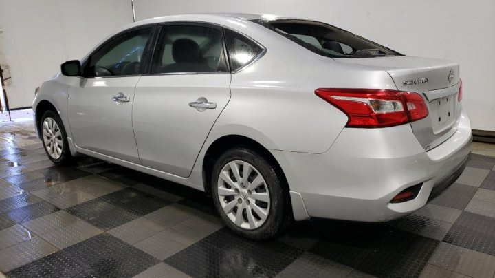 Nissan Sentra  2017