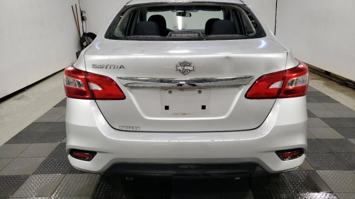 Nissan Sentra  2017