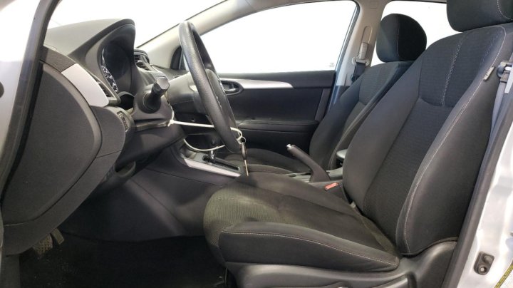 Nissan Sentra  2017
