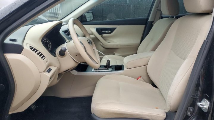Nissan Altima  2015