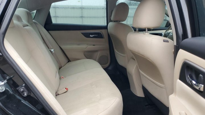 Nissan Altima  2015