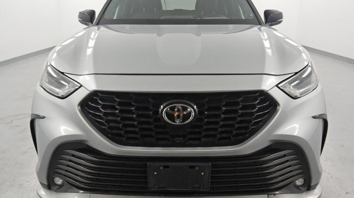 Toyota Highlander  2021