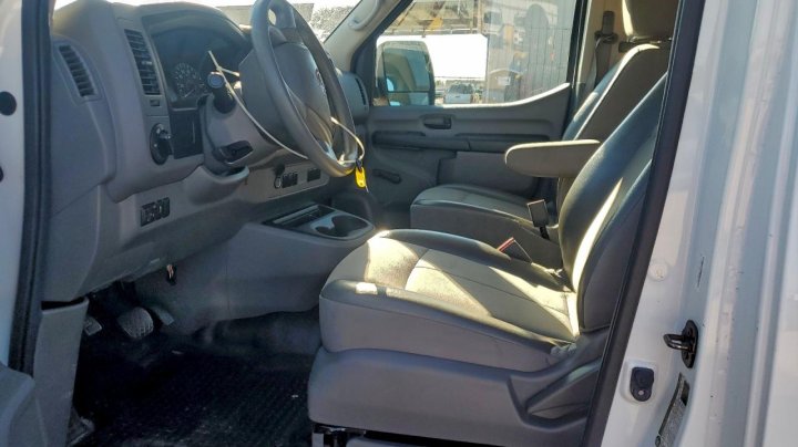 Nissan NV  2016