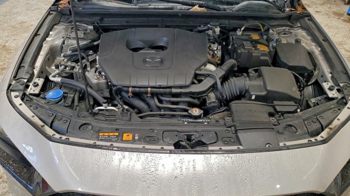 Mazda 3  2024