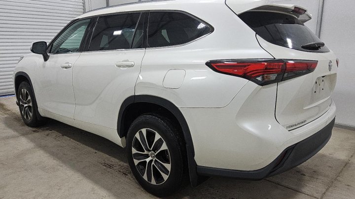Toyota Highlander  2021