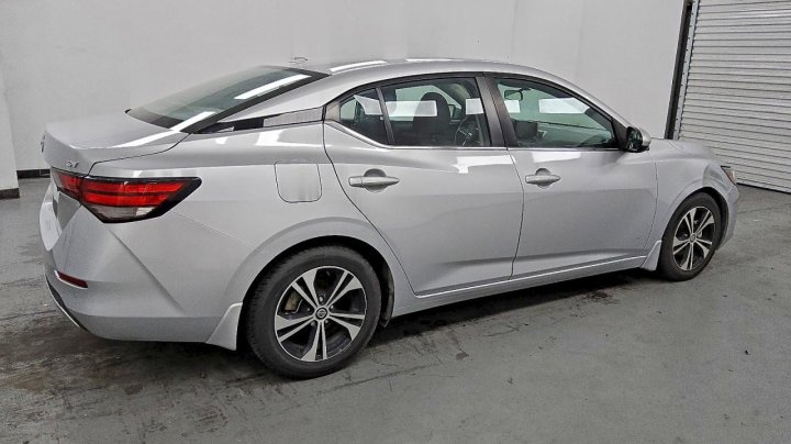 Nissan Sentra  2023