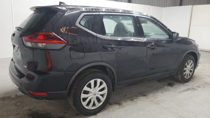 Nissan ROGUE  2020