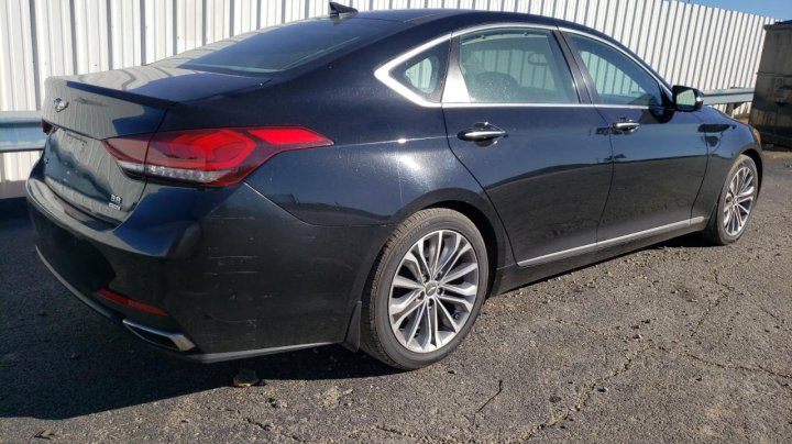 Genesis G80  2017