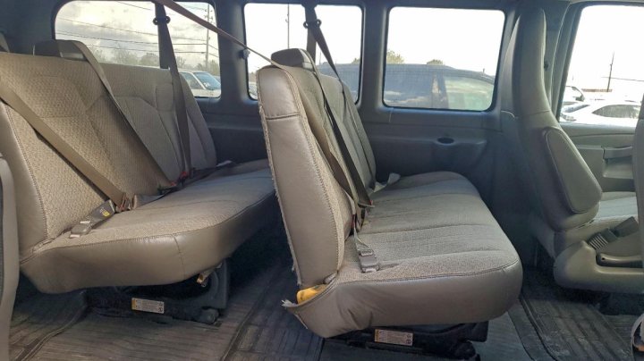 Chevrolet EXPRESS G2500  2017