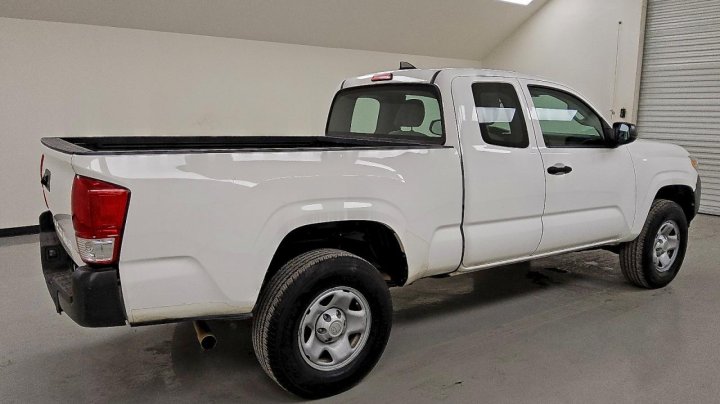 Toyota TACOMA  2017