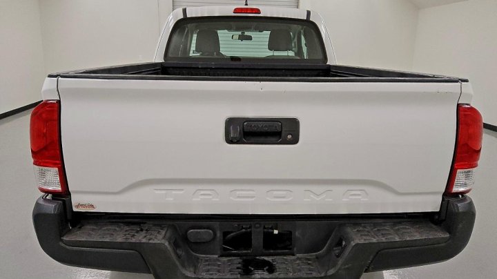 Toyota TACOMA  2017