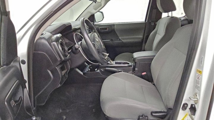 Toyota TACOMA  2017