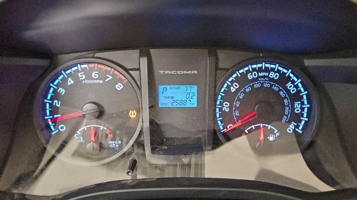 Toyota TACOMA  2017